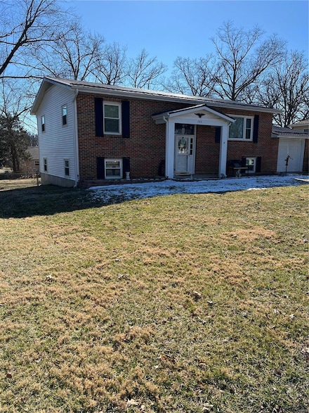 280 Mervin St, Sullivan, MO 63080
