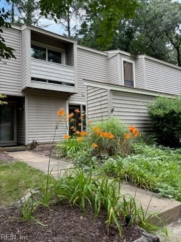 76 Summer E, Williamsburg, VA 23188