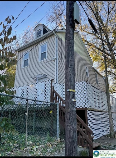 1111 Washington St, Easton, PA 18042