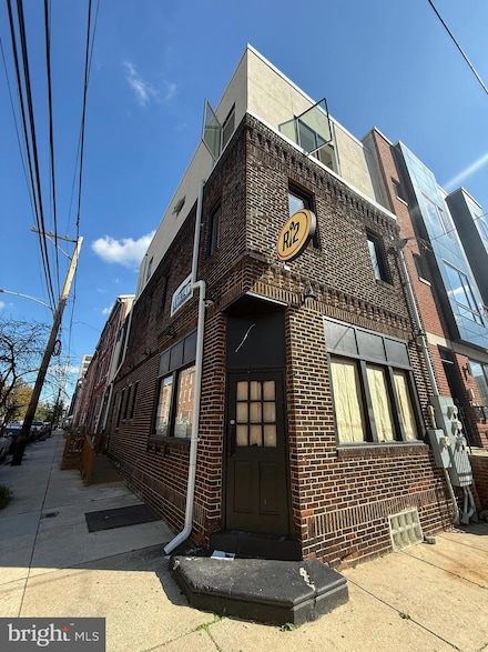 549 N 12th St, Philadelphia, PA 19123