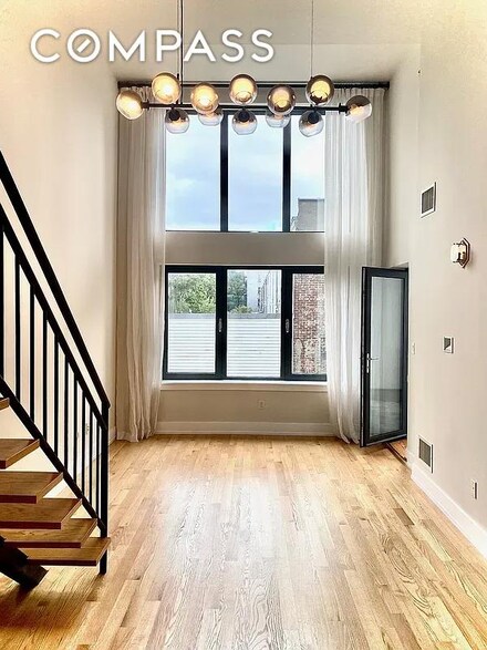 282 Nassau Ave Unit 2-B, Brooklyn, NY 11222