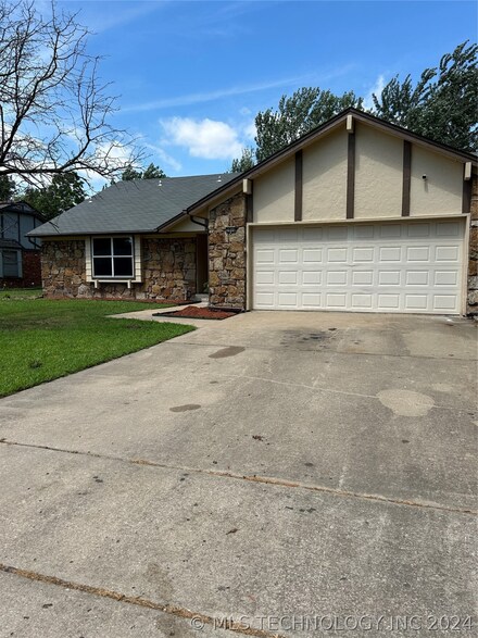3866 S 98th Ave E, Tulsa, OK 74146