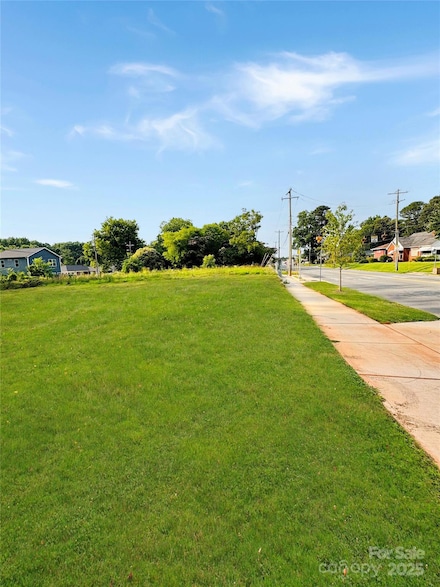 1717 Beatties Ford Rd, Charlotte, NC 28216