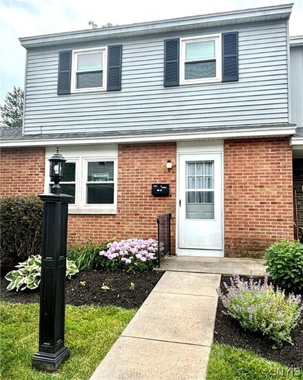 219 Highbridge St, Fayetteville, NY 13066