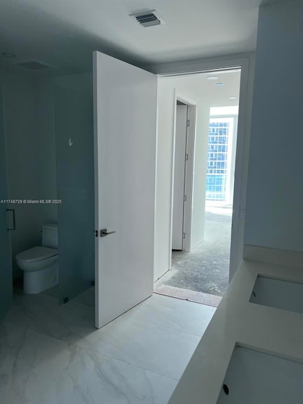 17550 Collins Ave Unit 1004, Sunny Isles Beach, FL 33160