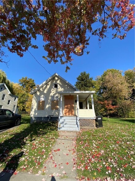 228 Putnam St, Syracuse, NY 13204