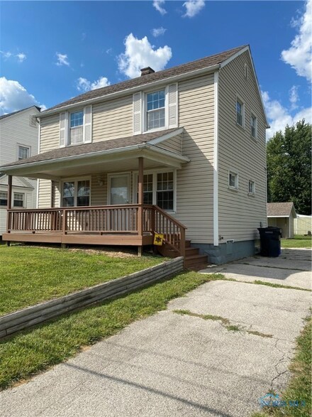 1856 W Alexis Rd, Toledo, OH 43613
