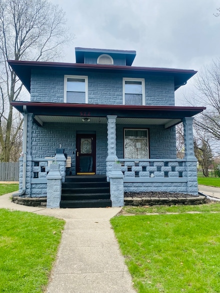 522 S 3rd St, Rochelle, IL 61068