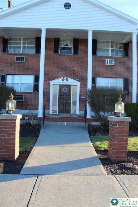 1204 Lewis St Unit 2E, Bethlehem, PA 18017