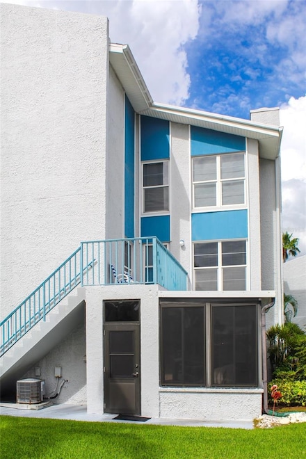 215 Medallion Blvd Unit G, Madeira Beach, FL 33708