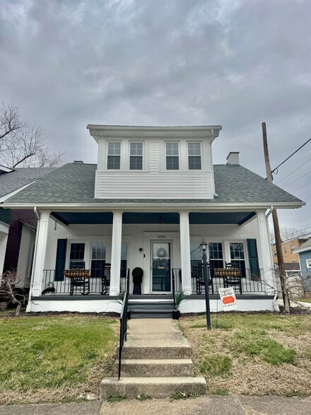 1020 6th St, Huntington, WV 25701