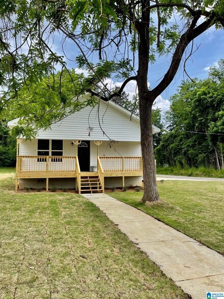 7301 Ruth Ave, Leeds, AL 35094