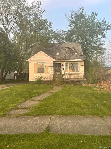 9028 Trinity St, Detroit, MI 48228
