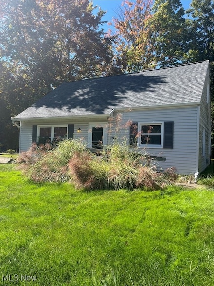 2280 Suncrest Dr, Cuyahoga Falls, OH 44221