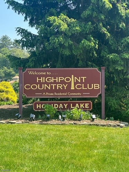 390 Lake Shore W Unit B, Montague Township, NJ 07827