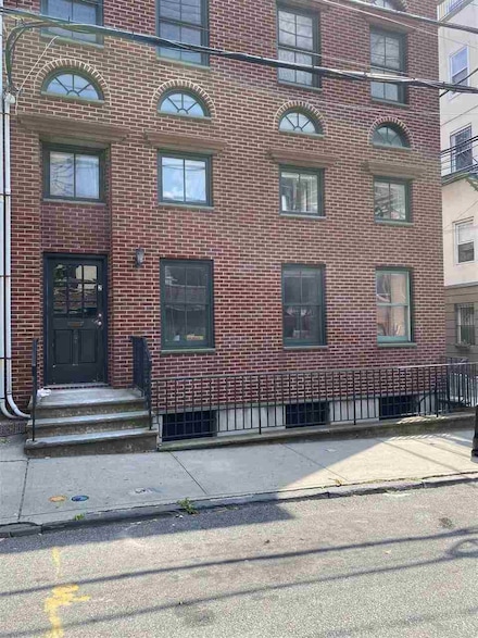 57 5th St Unit BSMT, Hoboken, NJ 07030