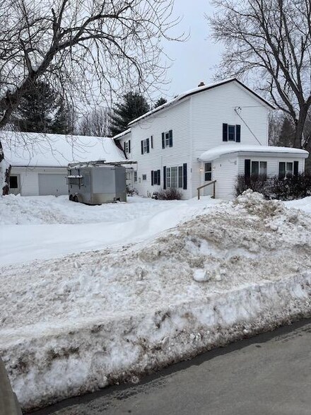 966 Dexter Rd, Corinna, ME 04928