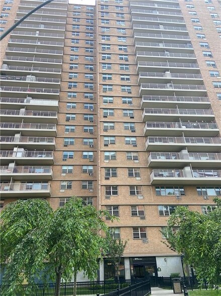 2915 W 5th St Unit 22A, Brooklyn, NY 11224