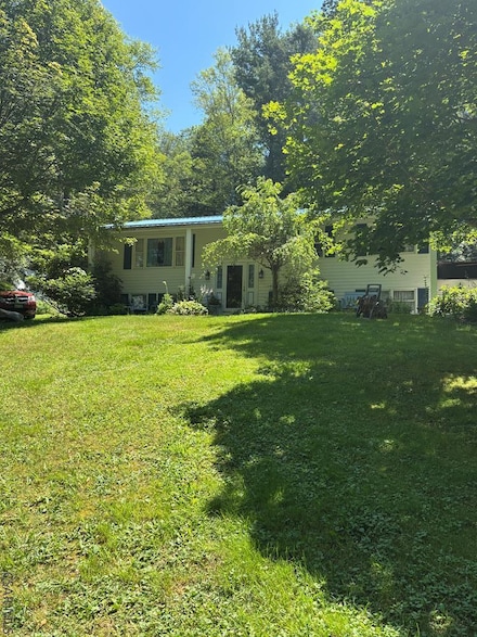 1706 Pine Valley Rd, Fairhope, PA 15538