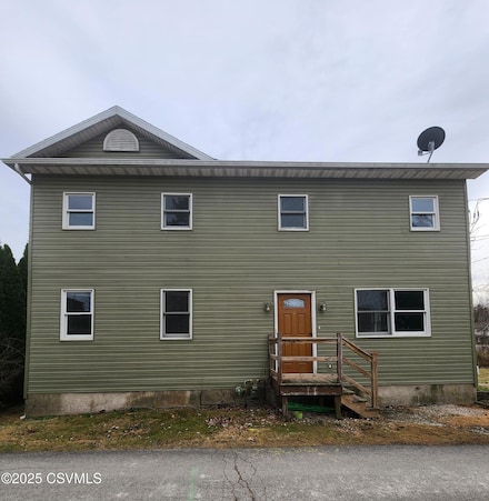 18 Reedy St, Danville, PA 17821