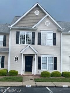 3774 Spanish Peak Dr, High Point, NC 27265