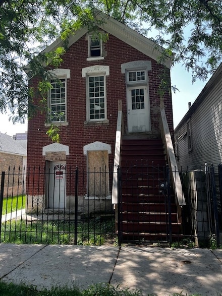 2911 W 25th St, Chicago, IL 60623