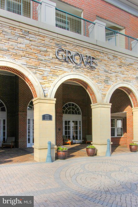 2321 25th St S Unit 2302, Arlington, VA 22206