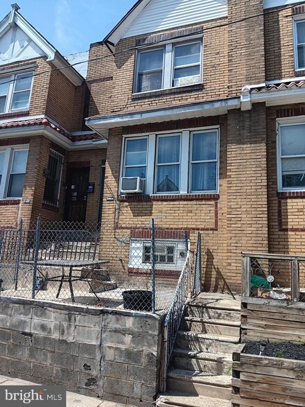 5004 Rorer St, Philadelphia, PA 19120