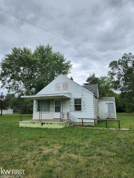 2495 Lavelle Rd, Flint, MI 48504