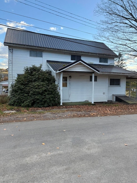 114 Pennsylvania Ave, Big Run, PA 15715