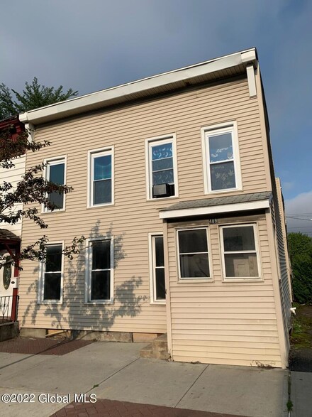 489 5th Ave, Troy, NY 12182