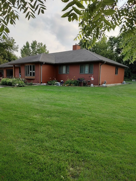 40260 N Glendale Ave, Beach Park, IL 60099