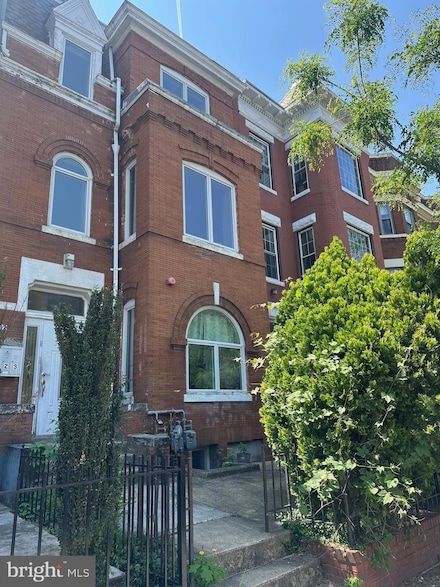 32 Q St NW Unit 3, Washington, DC 20001