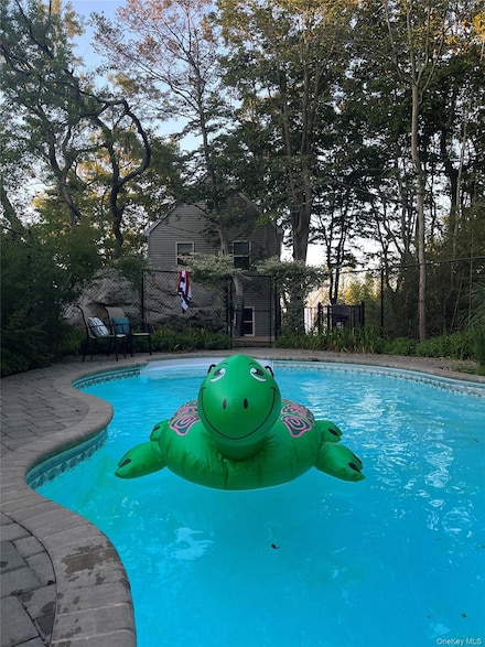 23 Park Place, Calverton, NY 11933