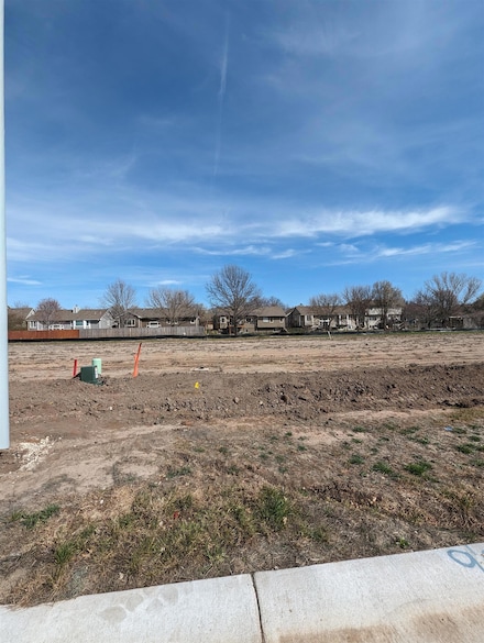 820 N Cedar Downs Cir, Wichita, KS 67235