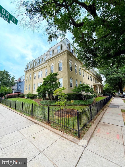 1300 Taylor St NW Unit 4, Washington, DC 20011