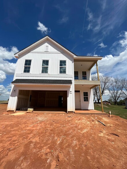 7014 New Horizons Ln, Boiling Springs, SC 29316