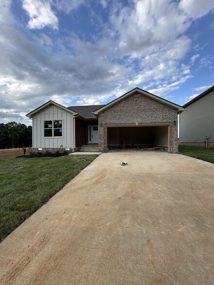 93 Gratton Estates, Clarksville, TN 37043