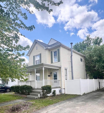 2957 4th Ave, Huntington, WV 25702