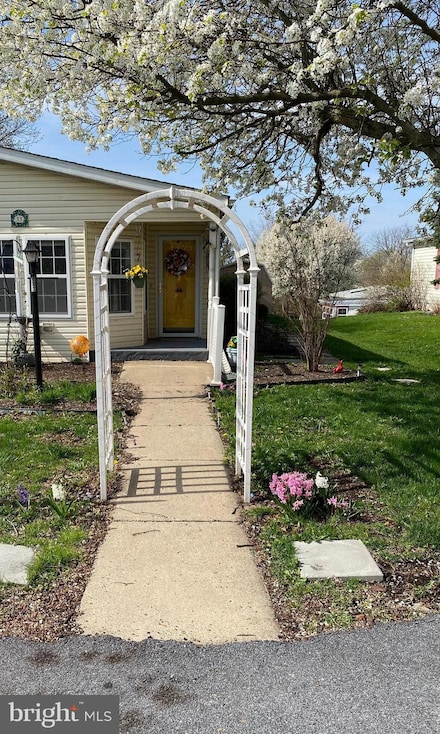 33 Longwood Ct E, Harleysville, PA 19438