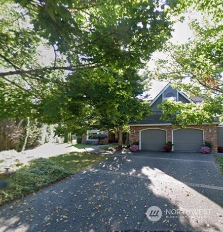 8121 SE 79th St, Mercer Island, WA 98040