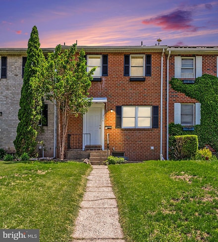 748 Jefferson St, Red Hill, PA 18076