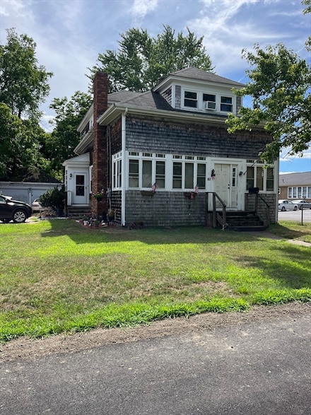 81 Wood St, Somerset, MA 02726