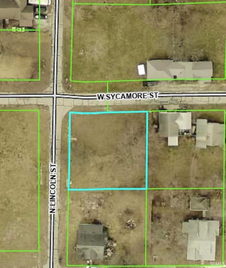 195 W Sycamore St, MacY, IN 46951
