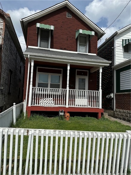 212 Munson Ave, Mc Kees Rocks, PA 15136