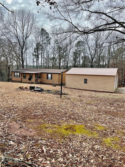 394 Winding Ln, Seneca, SC 29672