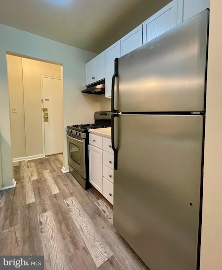1541 Colonial Dr Unit 203, Woodbridge, VA 22192
