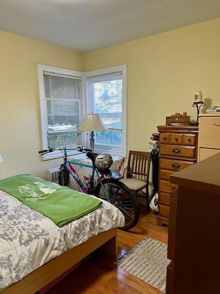 29 Fir St, Valley Stream, NY 11580