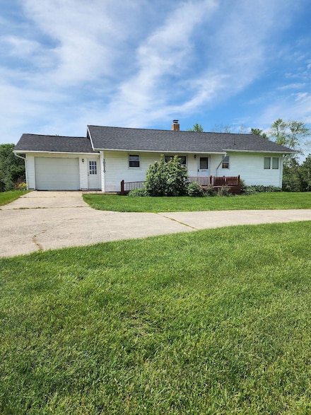 10510 S Hemlock Rd, Brant, MI 48614