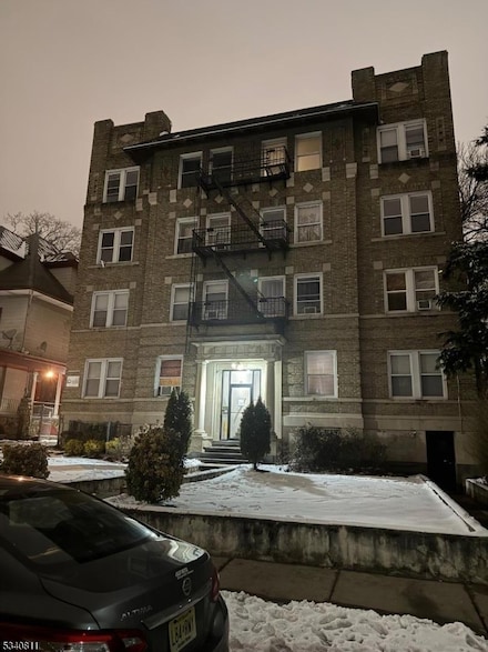31 Beech St Unit 4B, East Orange, NJ 07018